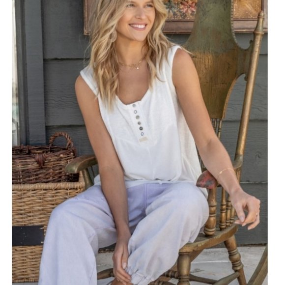 POL Tops - 19465 POL Spliced Sleeveless Henley